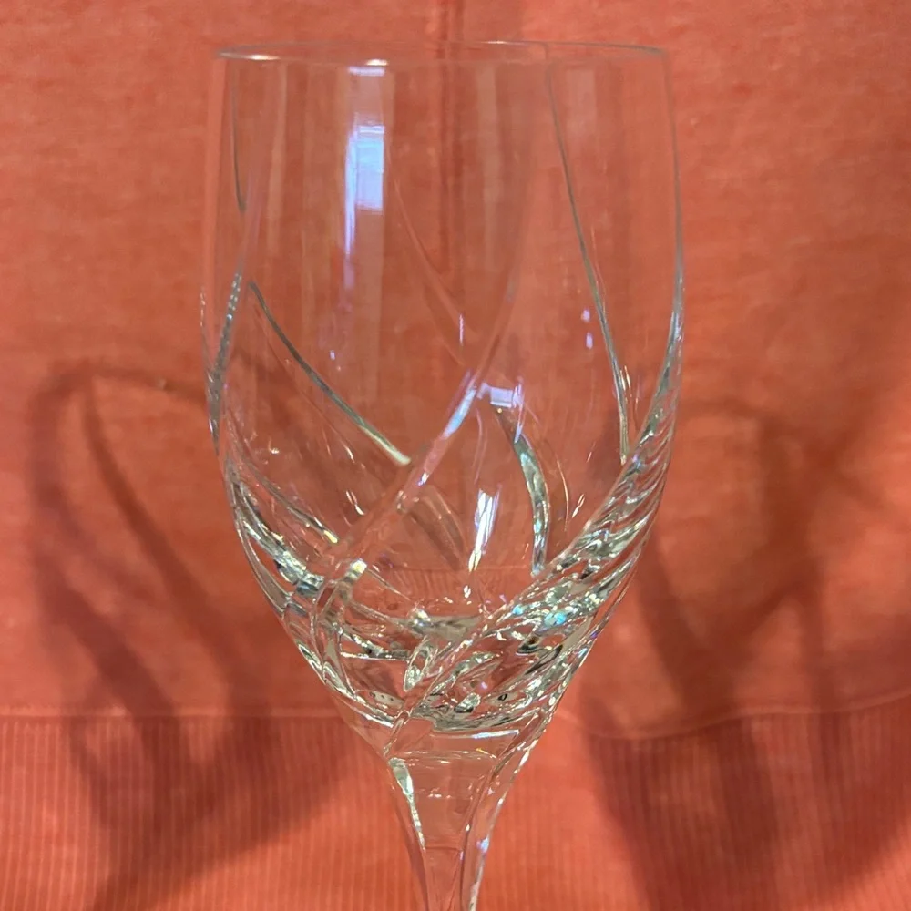 Mikasa Crystal Wine Glass Set - Picture 2 of 4